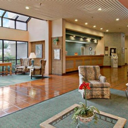 Ramada Columbia/Fort Jackson Area Interiér fotografie